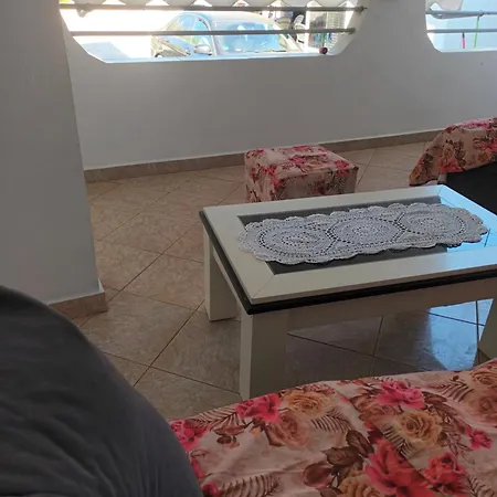 Leonardi Casa de hóspedes Ksamil