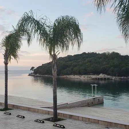 Konukevi Leonardi Ksamil